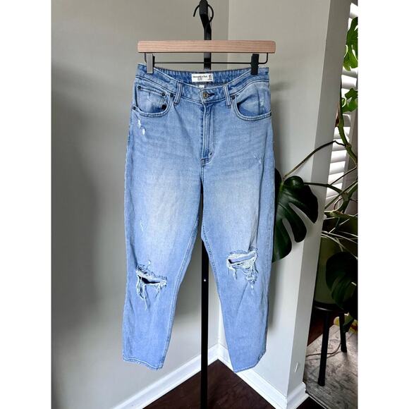 Abercrombie & Fitch The Mom High Rise Jeans Distressed - Picture 1 of 3